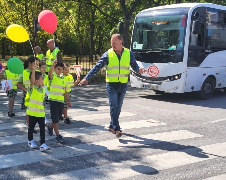 С акция за безопасно пресичане Пловдивска област отбеляза Деня без загинали на пътя