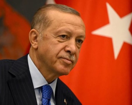 Съюзник на Ердоган призова да се прекратят преговорите за членство на Турция в ЕС