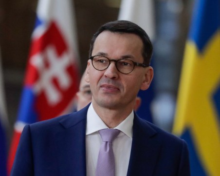 Полша спира доставките на оръжие за Украйна