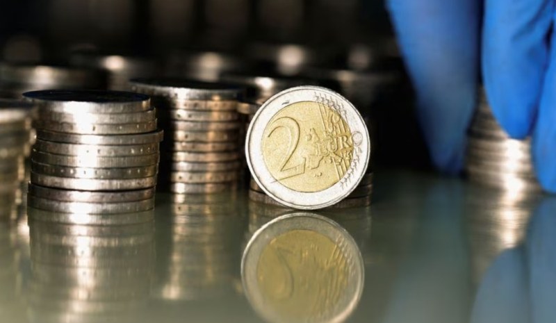 Заляха Косово с фалшиви монети от 2 евро
