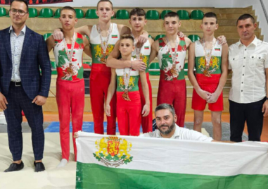 България спечели  в отборната надпревара при юношите и младежите на
