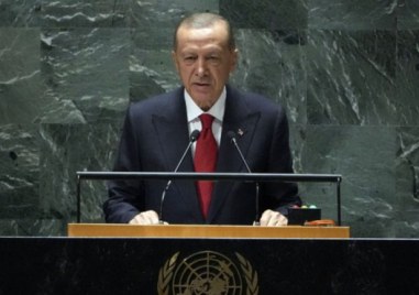 Турският президент Реджеп Тайип Ердоган се оплака вчера че му