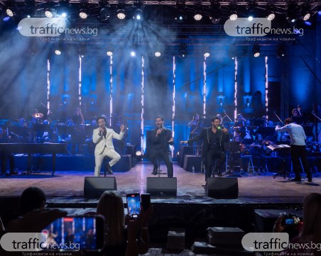 Il volo прелъстиха феновете си и обещаха да отпразнуват заедно с тях юбилея си догодина