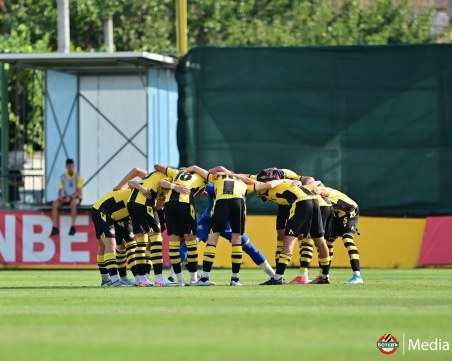 Дубълът на Ботев победи Загорец като гост преди дербито с Локо