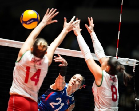 Волейболните националки приключиха със загуба олимпийските квалификации