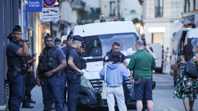 Безредици в Париж на протест срещу полицейското насилие
