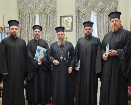 Патриарх Неофит назначи свещеници от София да служат в Руската църква