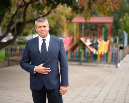 Стоян Алексиев уволни двама от зам.-кметовете си, явява се от друга партия за „Северен”