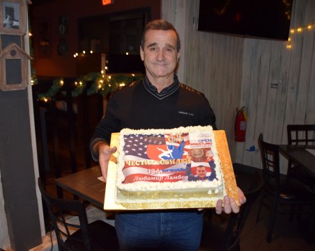 Голяма легенда в борбата се бори за живота си, търсят кръводарители