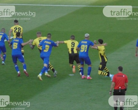 Секулич на линия за мача във Варна