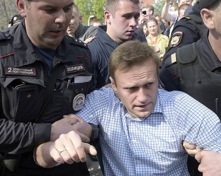 След решението на Руския съд: Навални ще бъде изпратен в затворническа колония