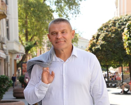 Журналистът Руси Чернев влиза в битката за Пловдив със силен отбор съмишленици