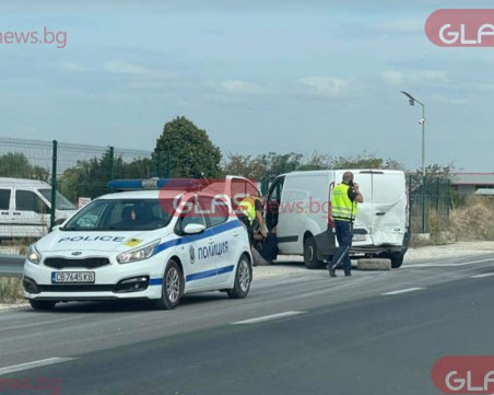 Катастрофа с бусове на Околовръстното на Пловдив, шофьор е на земята