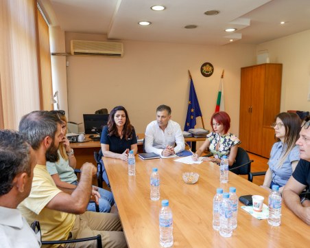 Областна администрация в Пловдив проучва внедряването на системата за видео-жестов превод