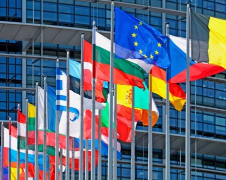 Съветът на Европа: България да узакони промяната на пола