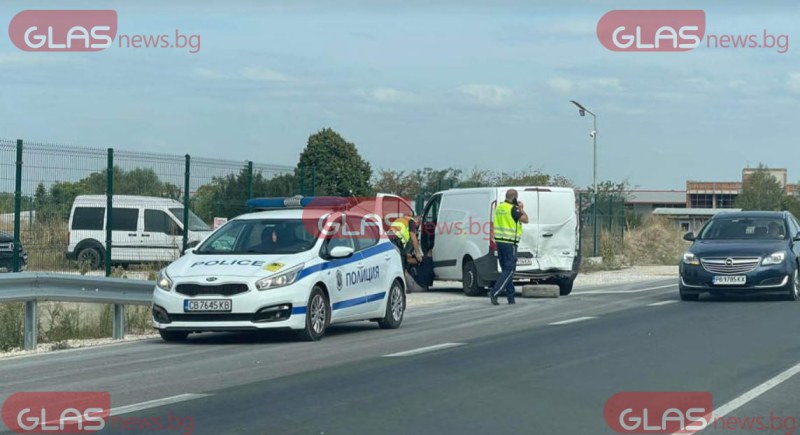 Катастрофа с бусове на Околовръстното на Пловдив, шофьор е на земята