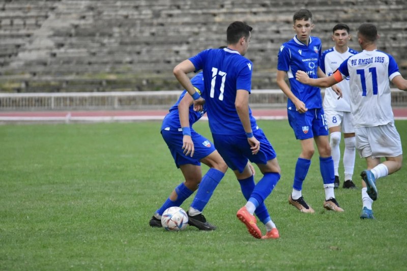 Спартак (Пловдив) подчини в Созопол, едноименния тим с 1:0 и