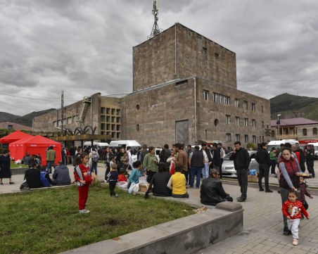 Арменците в Пловдив се включват в национален протест срещу изселването в Нагорни Карабах
