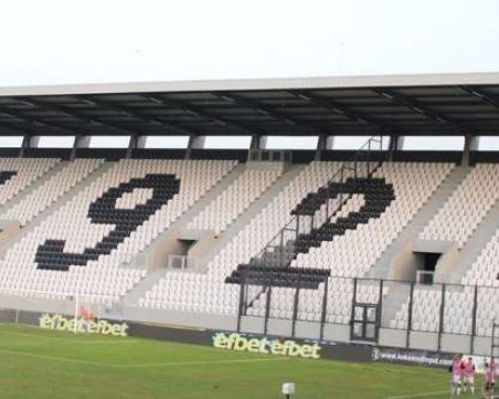 Локо открива южната трибуна срещу ЦСКА, пуснаха билетите за мача