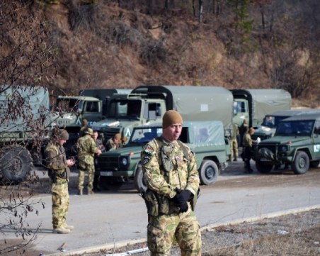 САЩ към Сърбия: Изтеглете войските си от границата със Сърбия