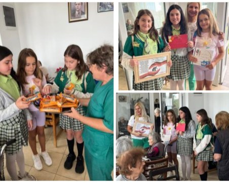 Ученици от Пловдив зарадваха десетки пенсионери за 