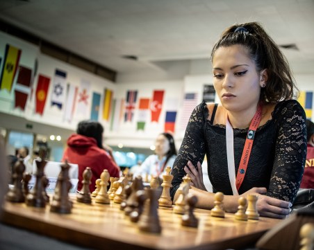 Новото чудо на българския шах Белослава Кръстева загуби финала на Световното до 20 години