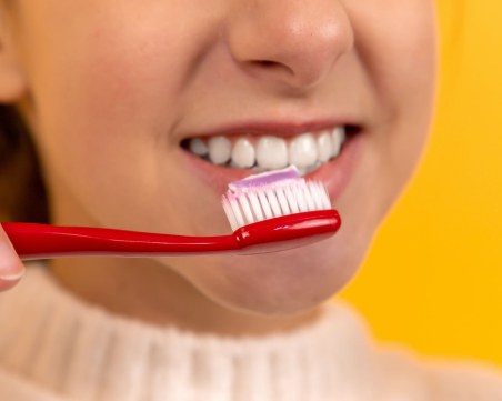 Тестват първия медикамент, който ще позволи възстановяването на растежа на зъби