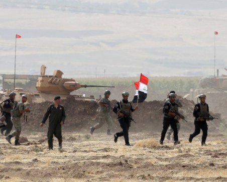 Турция със серия от въздушни атаки в Ирак