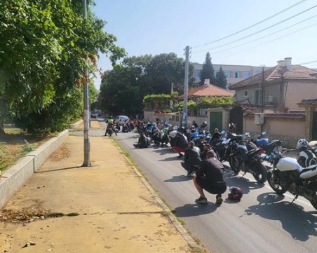 С мотошествие изпратиха убития 21-годишен Ангел Здравков  в Пазарджик