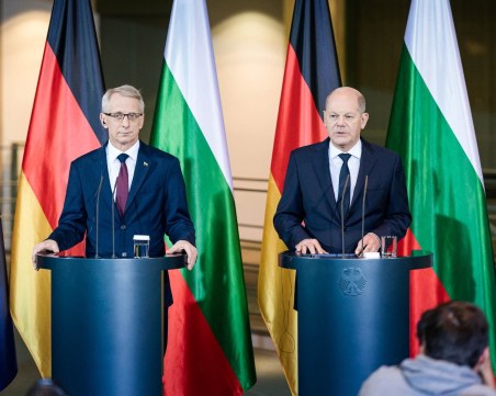 Шолц към Денков: Подкрепям категорично присъединяването на България в Шенген