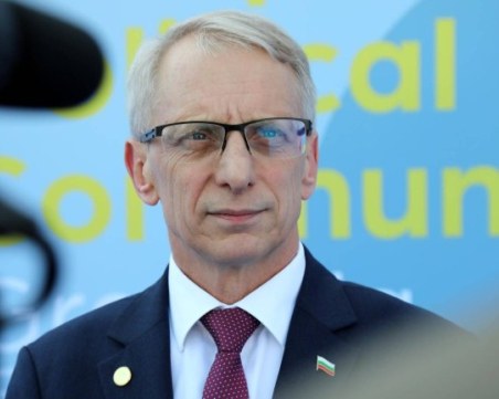 Денков: Тагарев понякога е по-остър в изказа, но това не е основание за оставка