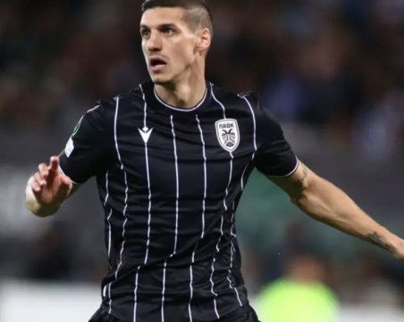 Десподов в основата на победен гол срещу Айнтрахт, Класквик с пореден рекорд и сензация