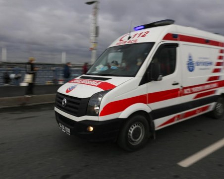 Петима загинаха при тежка катастрофа в Турция, 17 души са ранени