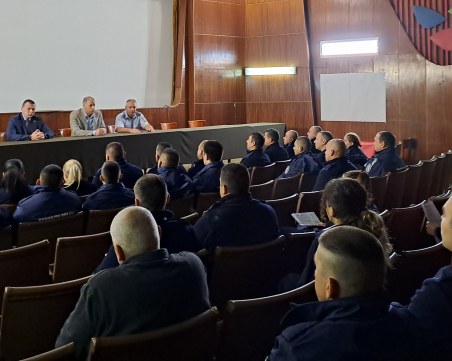 Пловдивската полиция назначи 41 стажанти