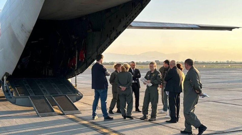 България оказва помощ на трима души, ранени при експлозията на