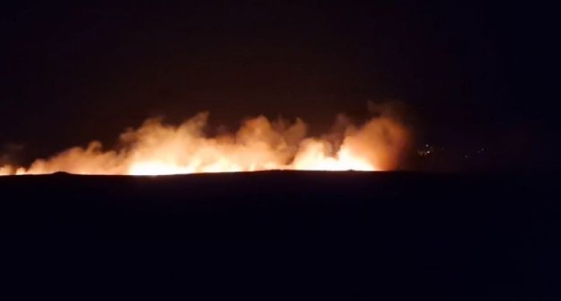 Пожар избухна в близост до военния полигон край Казанлък. Наблизо