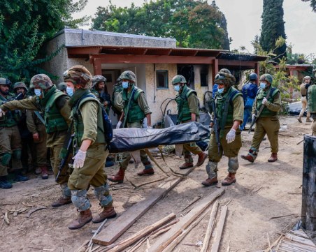 Откриха десетки тела на деца и бебета в Израел, някои са обезглавени