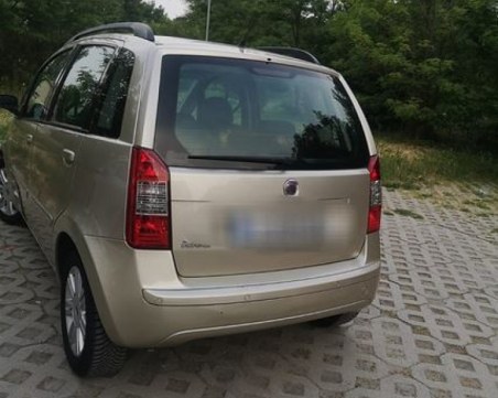 Запушване, гума и чистачка: Пловдивчанка разказа за неволите с паркирането