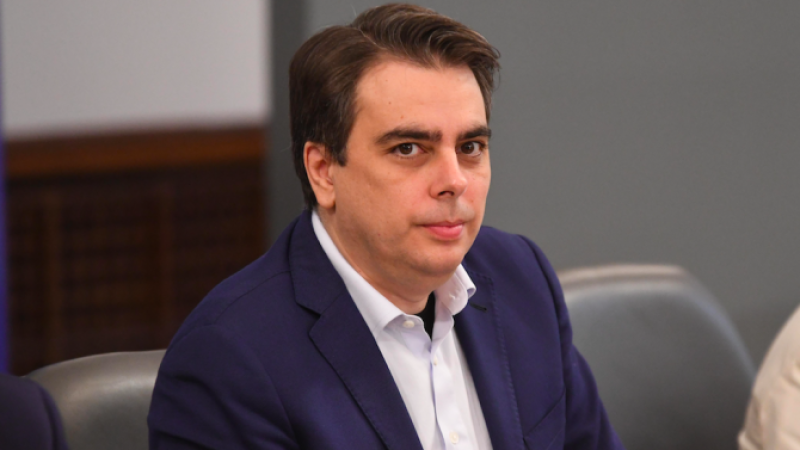 Асен Василев: Имаме пари в бюджета, за да помогнем на Израел