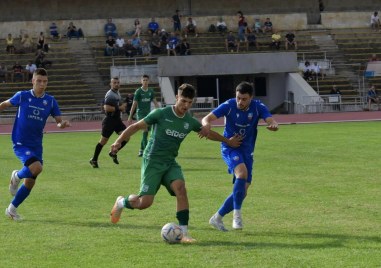 Спартак направи 1 1 в дербито срещу Несебър в междинния кръг