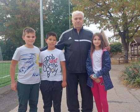 Христо Бонев-Зума откри ново футболно игрище в Цалапица