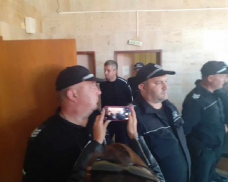 Бащата на арестувания кандидат-кмет на Дупница:Имал е пет фалшиви банкноти евро в портфейла