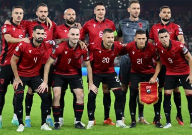 Мъжкият национален отбор по футбол на Албания е на само