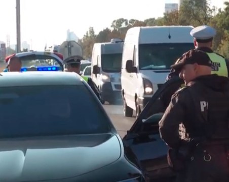 14 души са арестувани за кражби на луксозни коли в Бургас