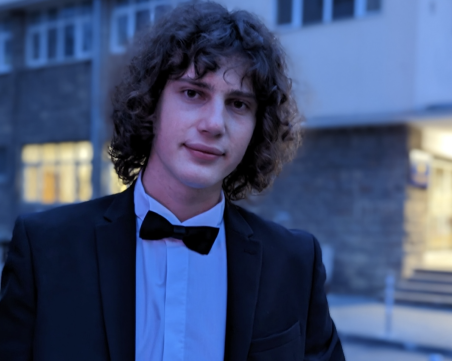 Млад виртуоз от Пловдив с клавирен рецитал