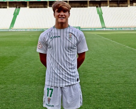 Откриха тяло на млад футболист в Испания, било заклещено между два вагона