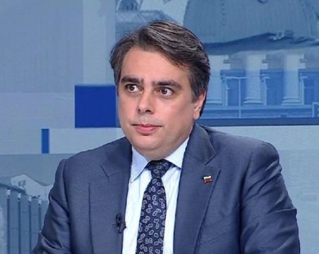 Асен Василев: „Лукойл Нефтохим” е в процес на продажба