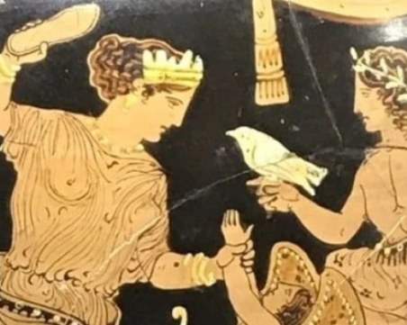 Дисциплинарният сандал на Афродита: митологична традиция, която все още обожаваме