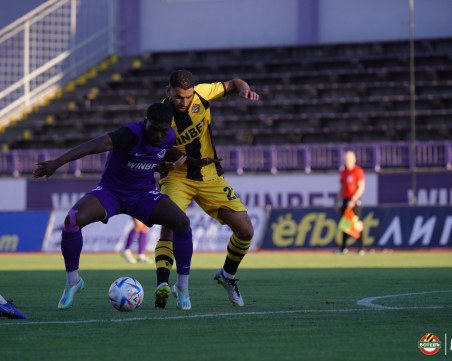 Реда Рабей се с сби със свой съотборник в Ботев, пред изгонване е