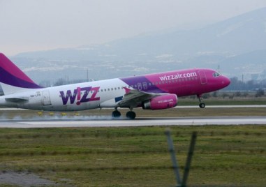 Нискотарифната авиокомпания Wizz Air продължава да продава онлайн самолетни билети